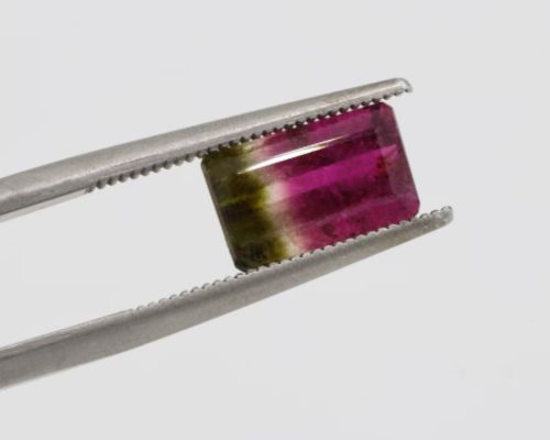 natural-gem-shine-on-gem-and-Jewellery